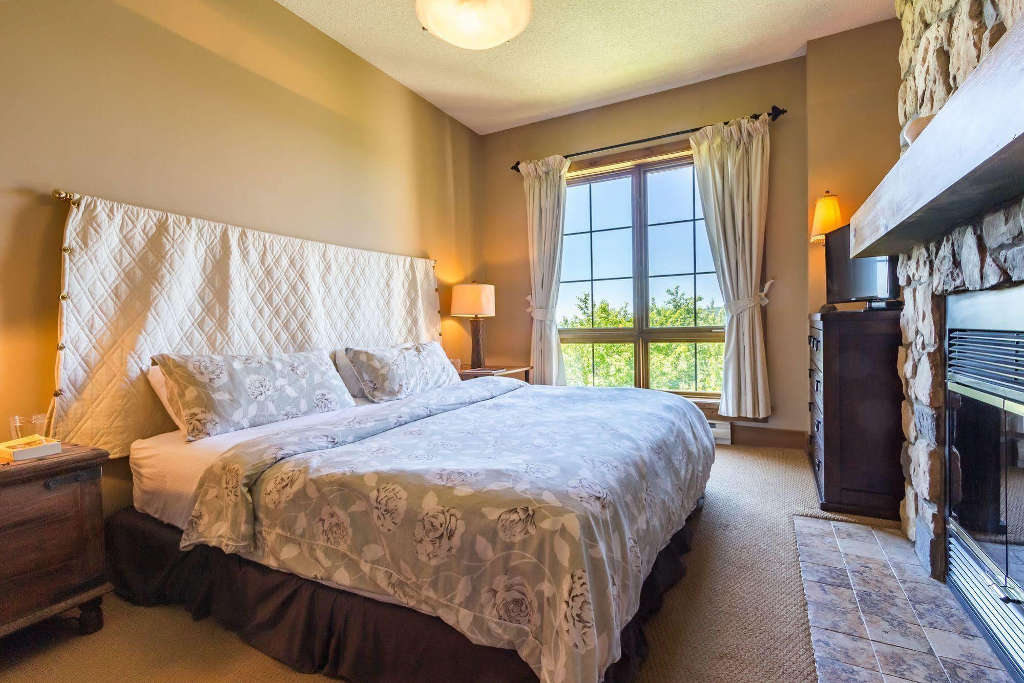 Equinox - Rvmt Hotel Mont-Tremblant Buitenkant foto